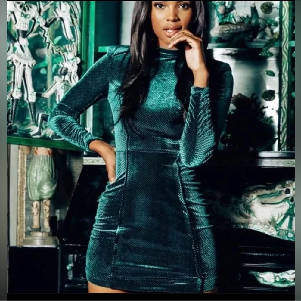 HOUSE OF CB London Isaura Green Velvet
Long Sleeve Mini Dress Womens Size XS - Picture 2 of 5